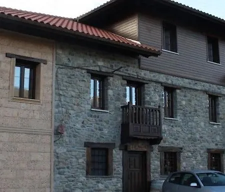 Hotel Rural El Reundu