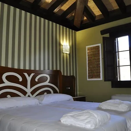 מלון Rural El Reundu