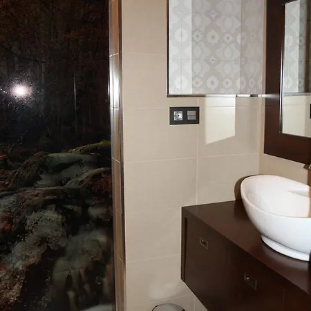 Rural El Reundu מלון Campomanes